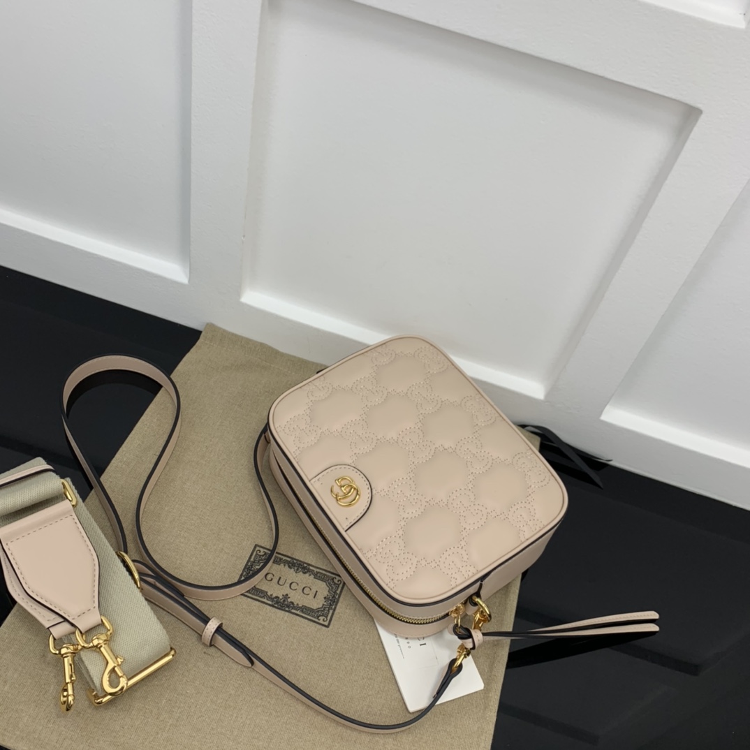 Gucci Satchel Bags